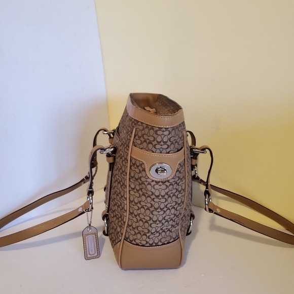 Coach Brown Leather & Signature Jacquard bag - Picture 13 of 16